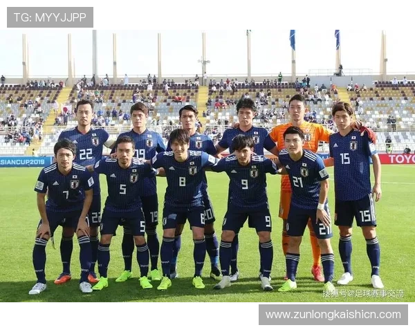 世界杯突尼斯对阵日本比赛中文解说全场回顾与精彩瞬间分析